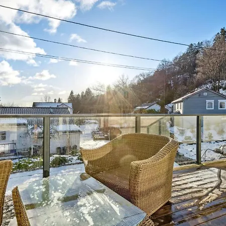 3 Bedroom Awesome In Nesttun Bergen