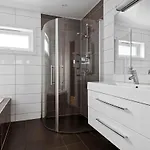 Daire 3 Bedroom Awesome In Nesttun Bergen