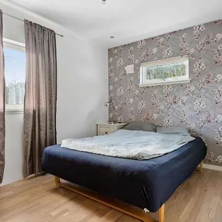 3 Bedroom Awesome In Nesttun * 베르겐