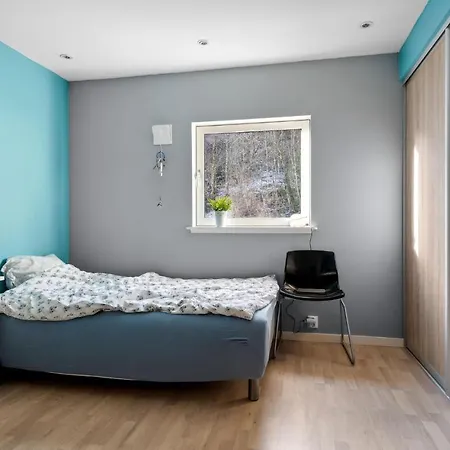 3 Bedroom Awesome In Nesttun * 卑爾根